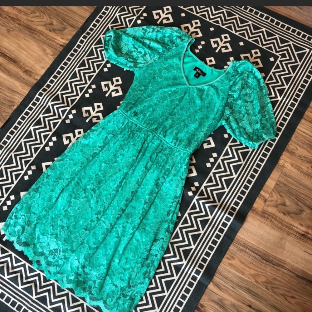 Knee length lace dress